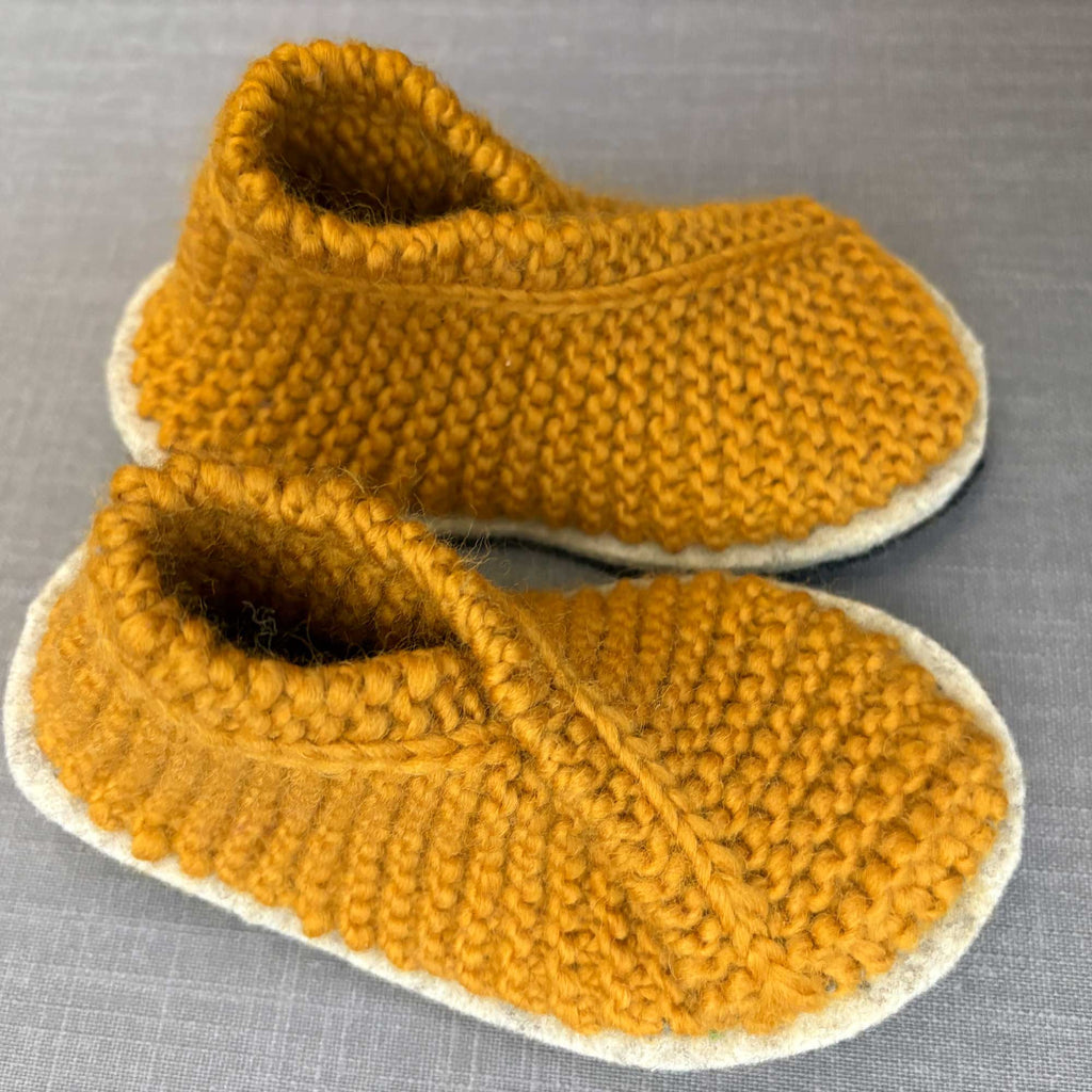 child_s-crossover-slipper-in-Cornfield-Yellow-yarn-side-view