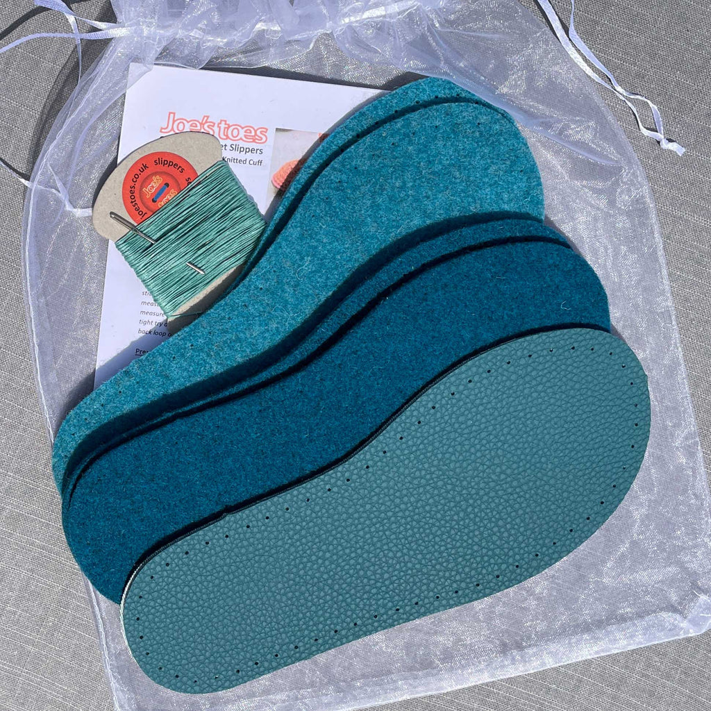 kit-without-yarn-turquoise-and-teal-and-vinyl