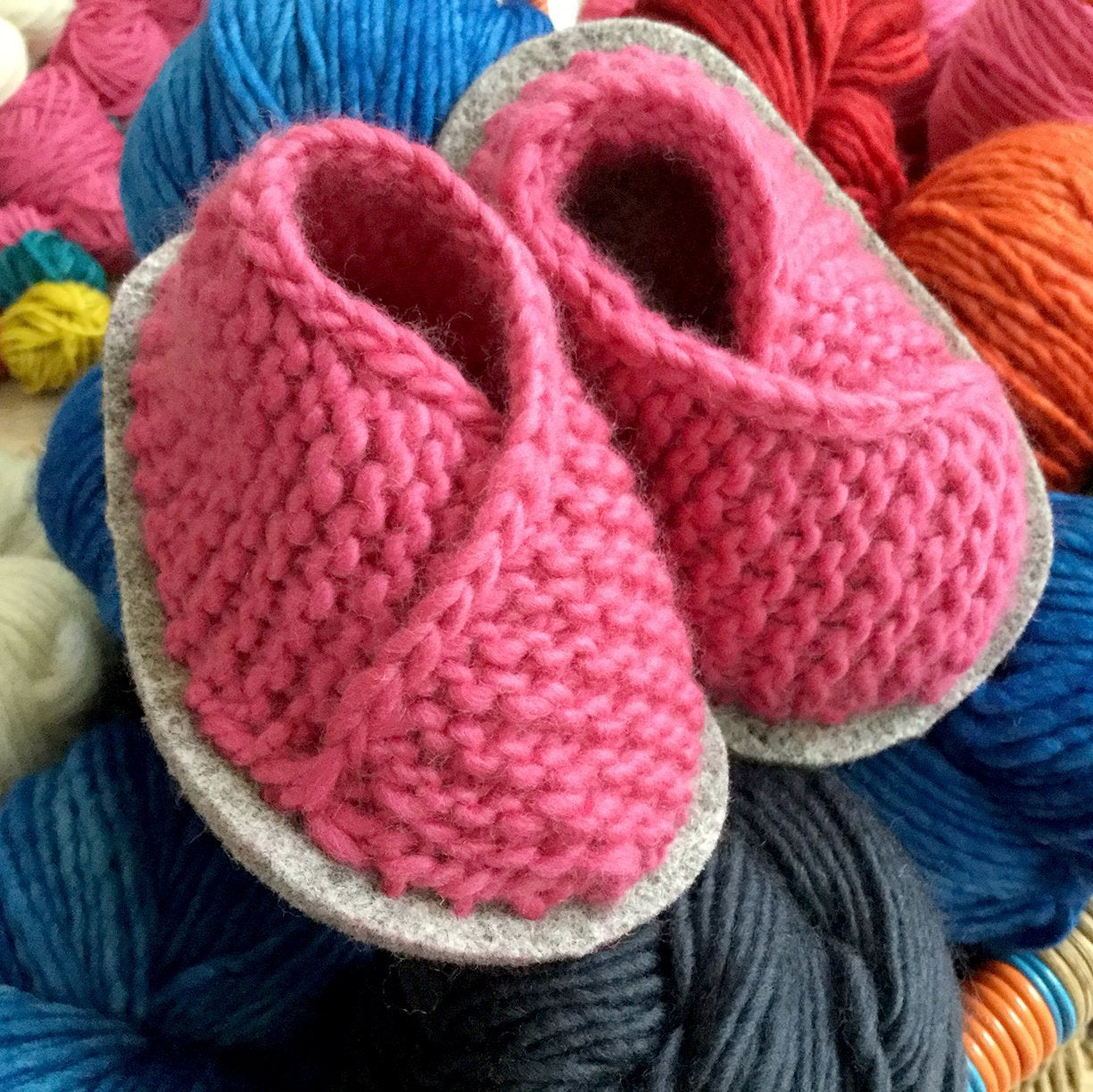 Baby crossover knitted slippers kit use your own yarn – Joe's Toes