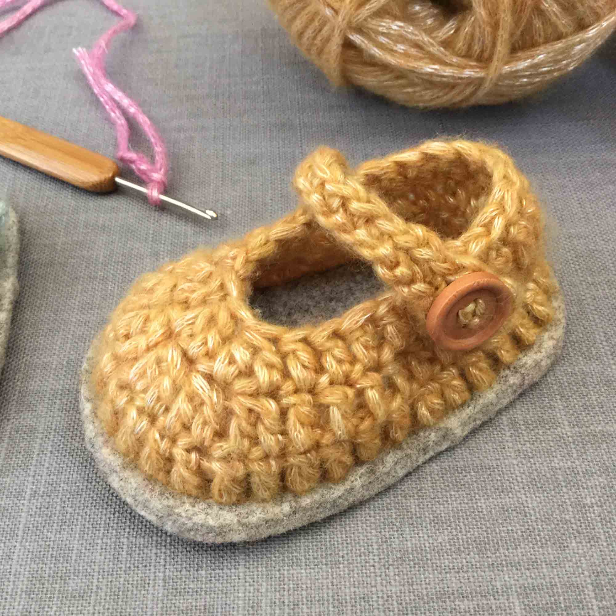 Mary-Jane Crochet Baby Shoe Kit – Joe's Toes
