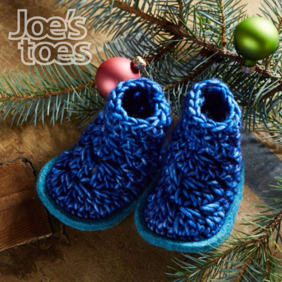Joe's Toes bruna boots in Malabrigo worsted merion yarn