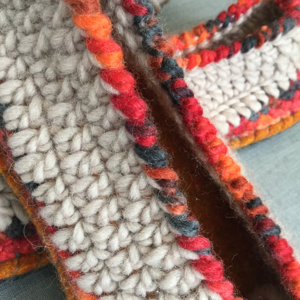 Joe's Toes Sarah Crochet Slipper Kit - Latte-Volcano Mix