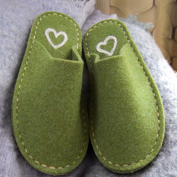 Green Felt Slipper - Cream Heart - Joe's Toes adult 11-12 / Green - 1