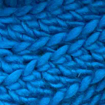 peacock-merino-yarn-swatch-crochet